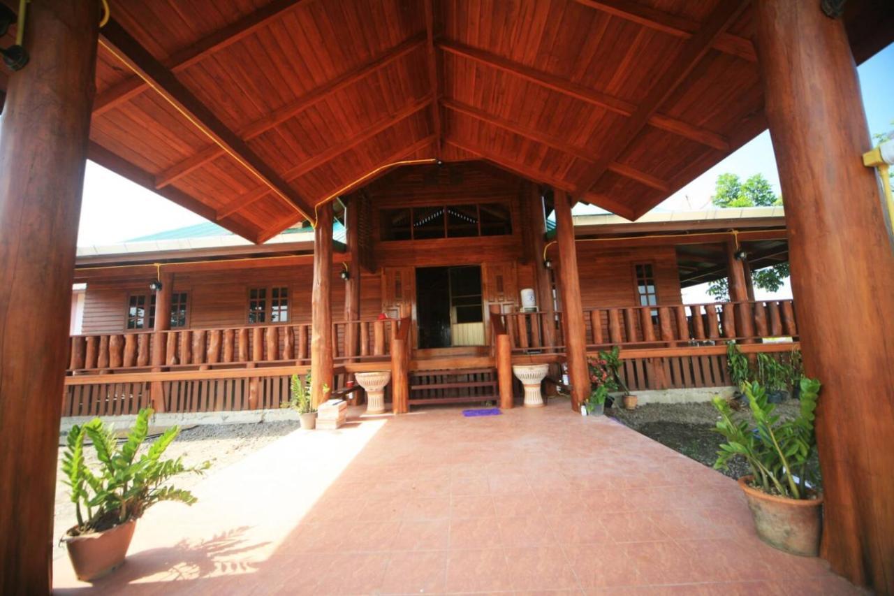 Ban Chang Klang Na Nong ap Chang Exterior photo