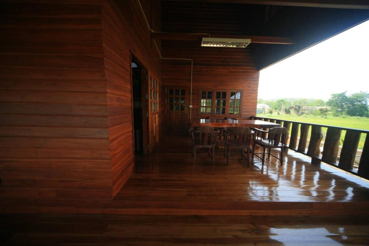 Ban Chang Klang Na Nong ap Chang Exterior photo